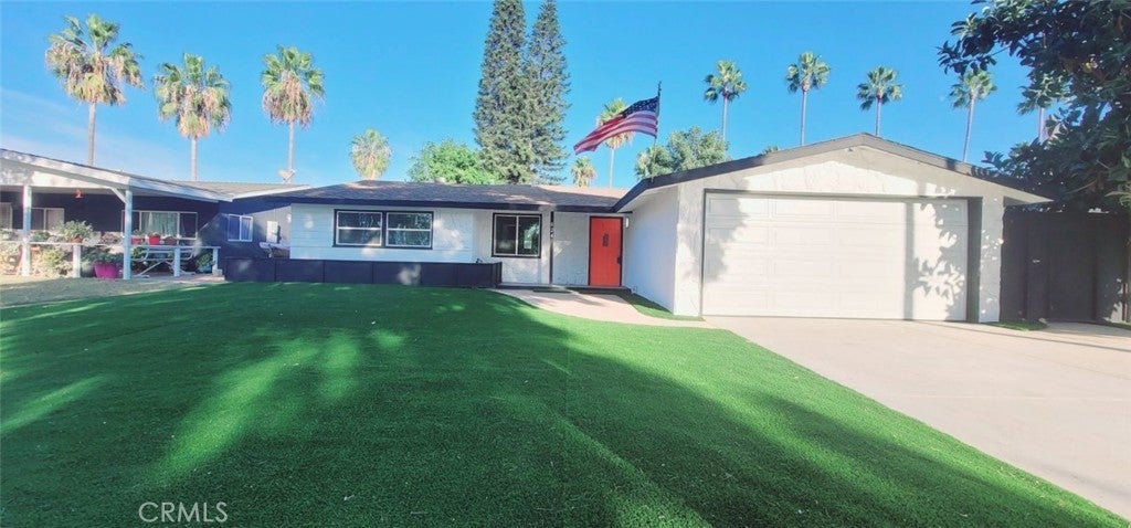 Photo of Listing #OC24230924