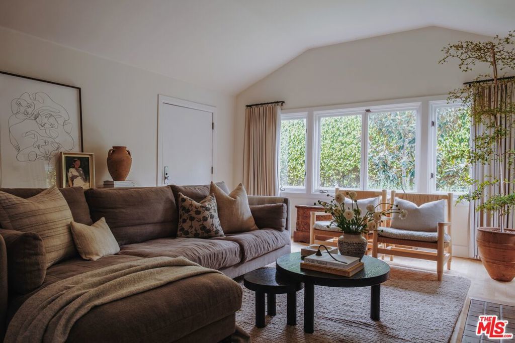 Photo of Listing #24462001