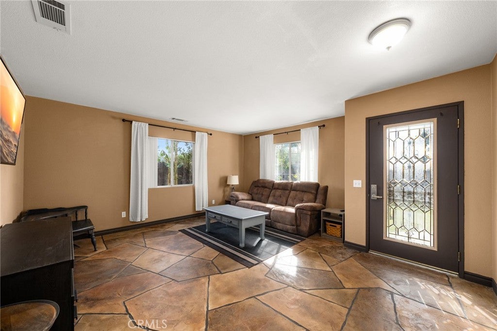 Photo of Listing #CV24231954