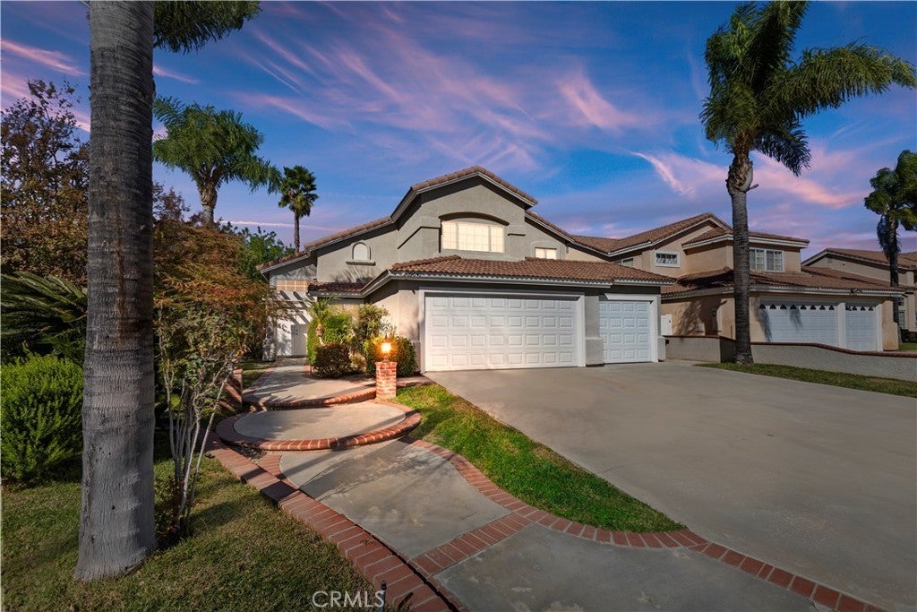 Photo of Listing #IV24233278