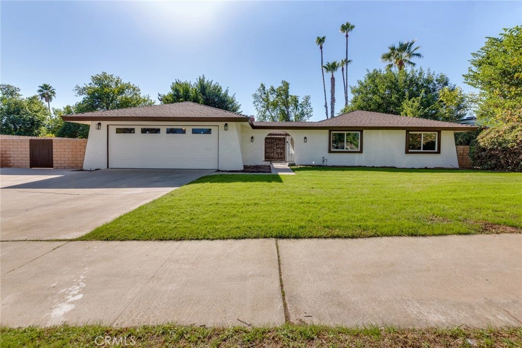 Photo of Listing #OC24233377