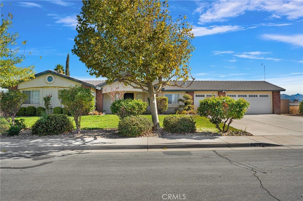 Photo of Listing #CV24233770