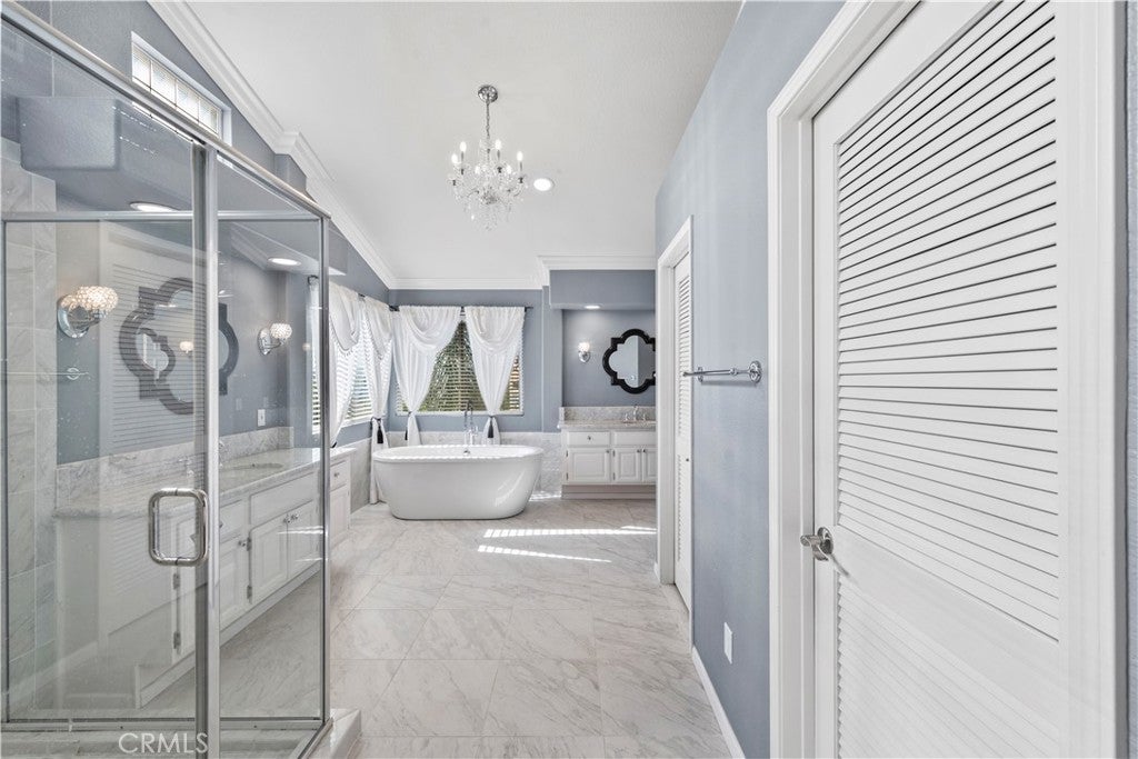 Photo of Listing #SW24233885