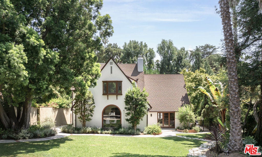 Photo of Listing #24463537