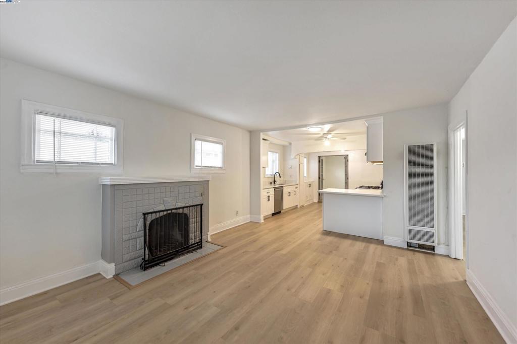 Photo of Listing #41078974