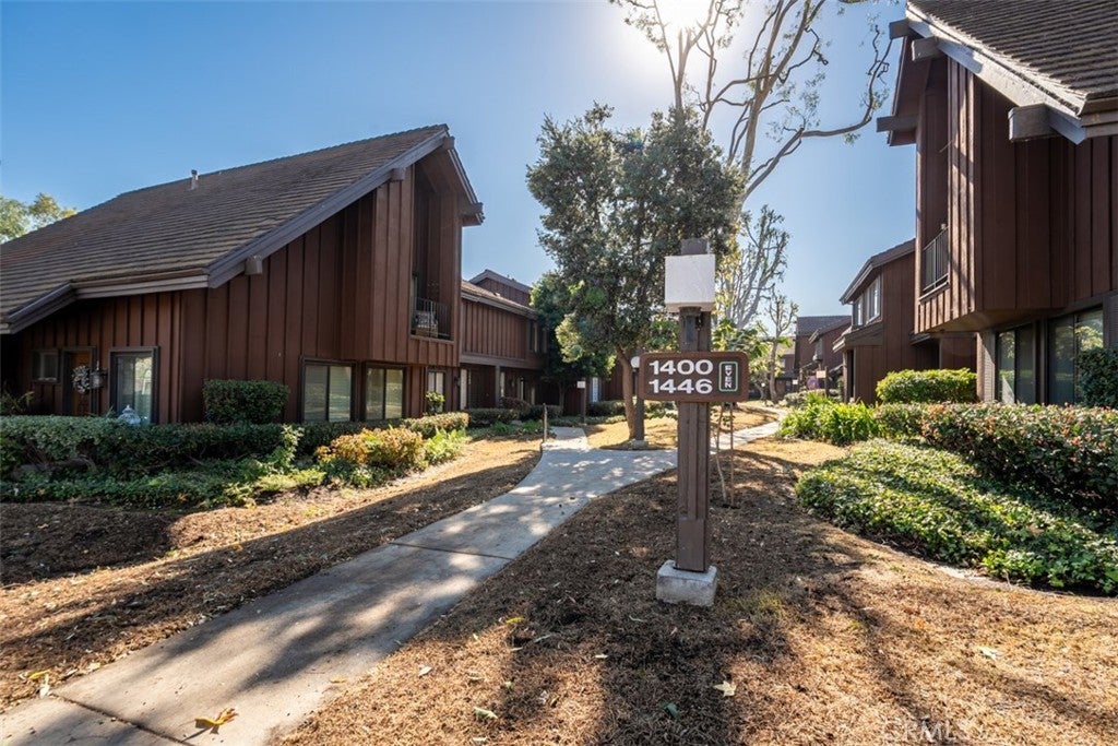 Photo of Listing #OC24229974