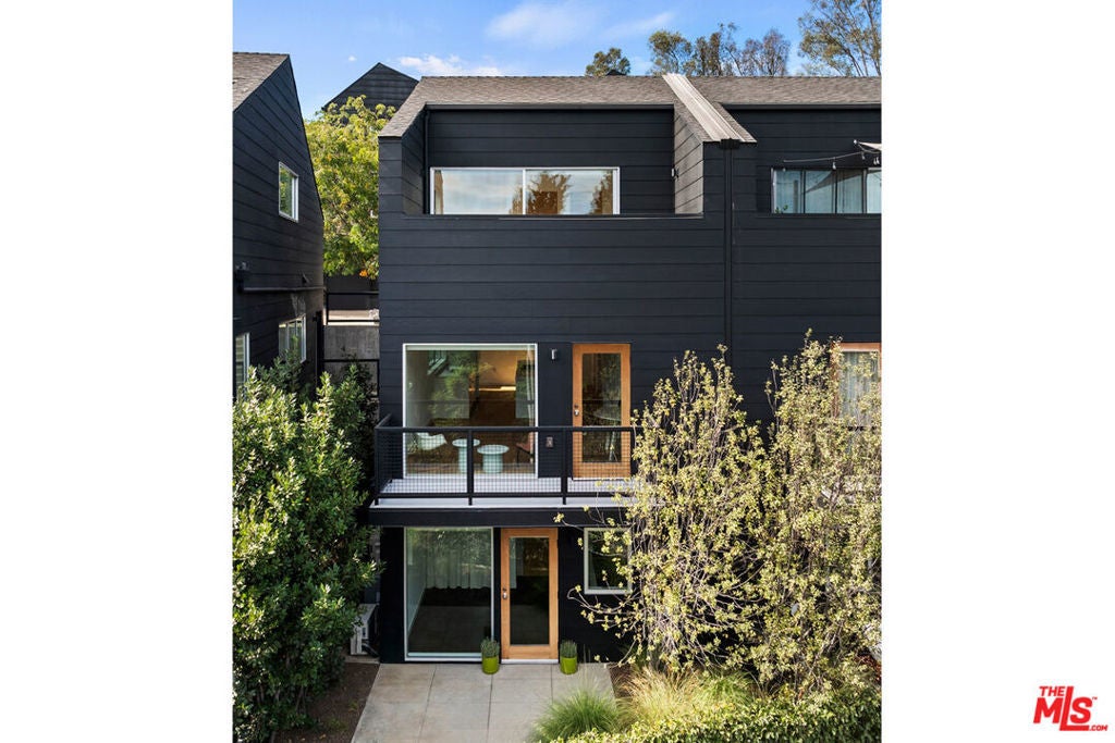 Photo of Listing #24459341