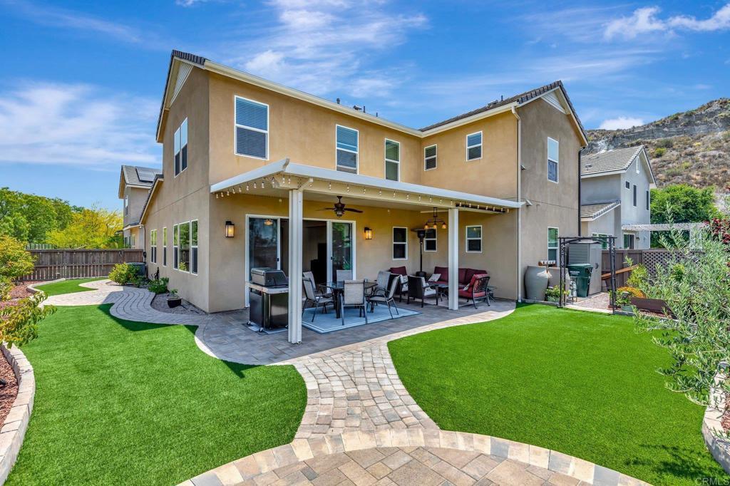 Photo of Listing #PTP2407037