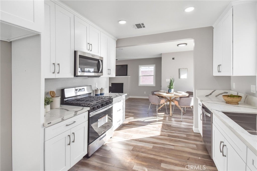 Photo of Listing #CV24235171