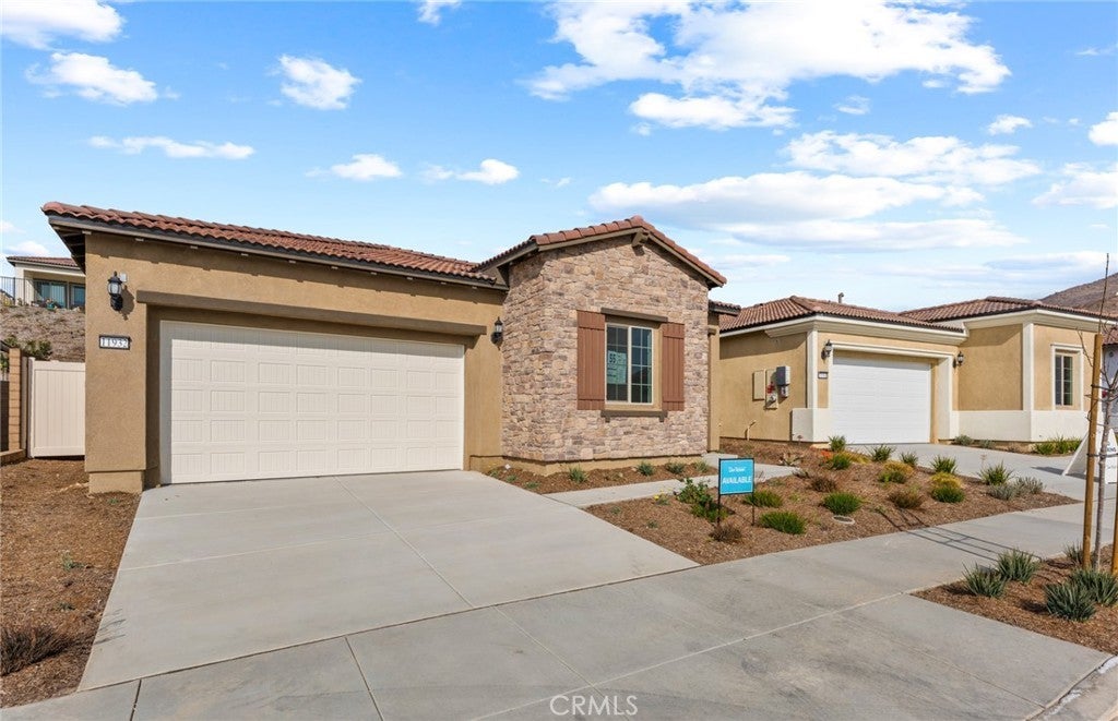 Photo of Listing #IV24235181