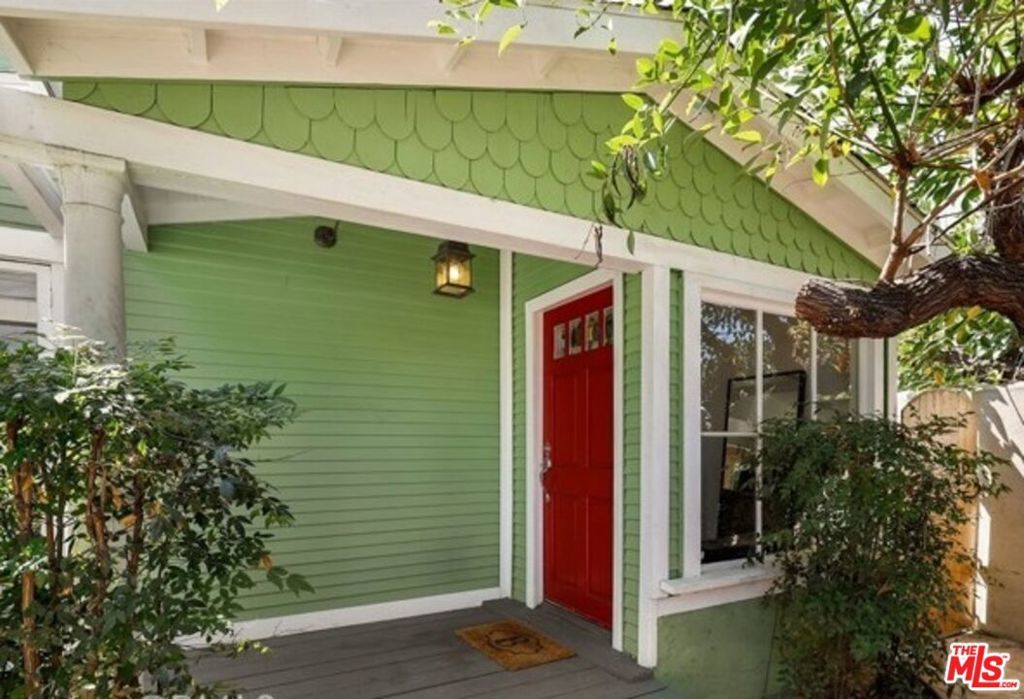 Photo of Listing #24464451