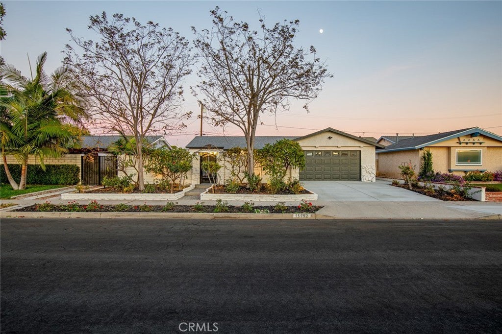 Photo of Listing #OC24235126