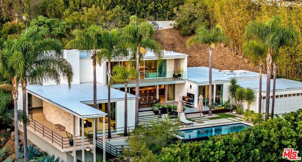 Photo of Listing #24464437