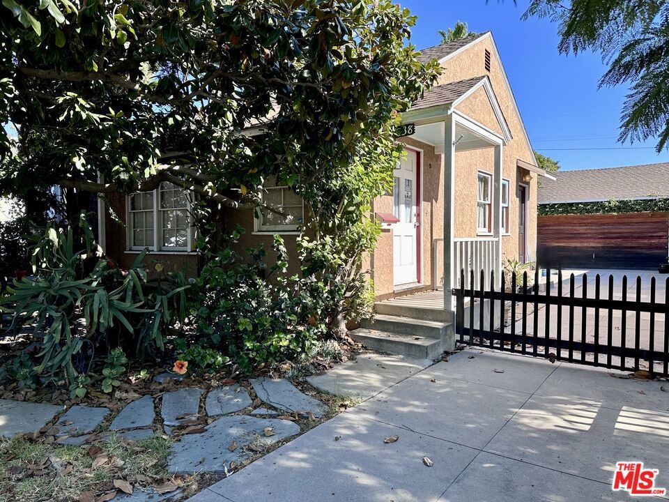 Photo of Listing #24463167