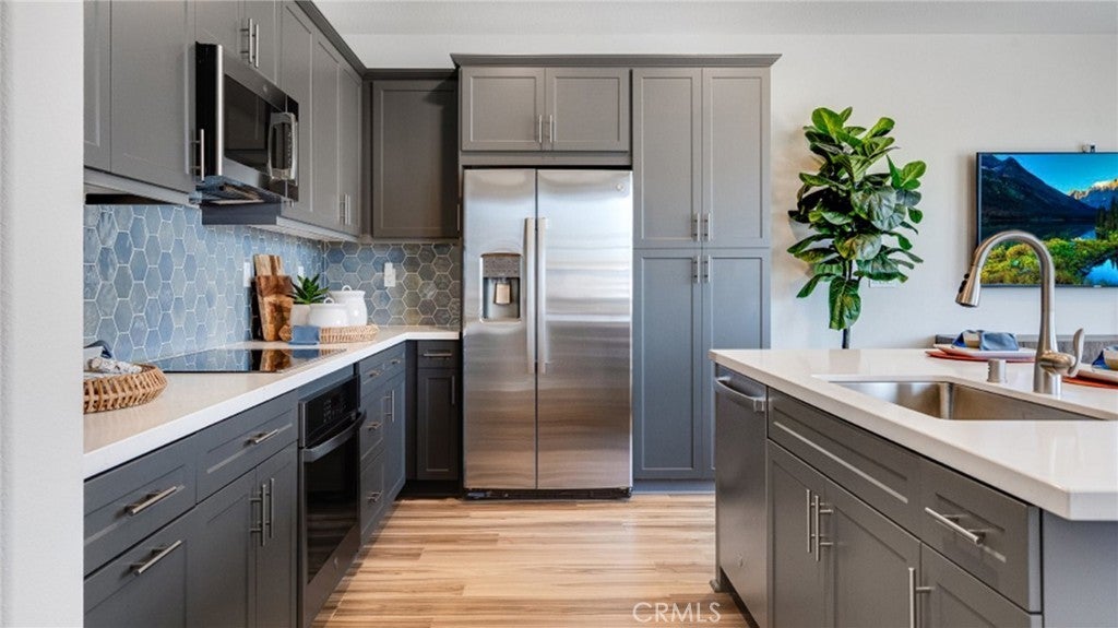 Photo of Listing #SW24236466