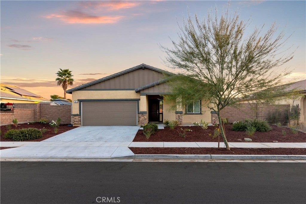 Photo of Listing #SW24237337