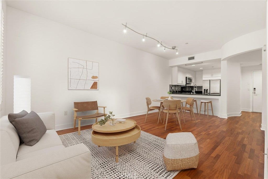 Photo of Listing #SR24237989