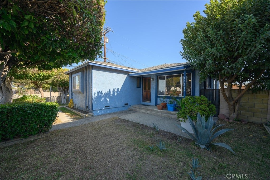 Photo of Listing #DW24238039