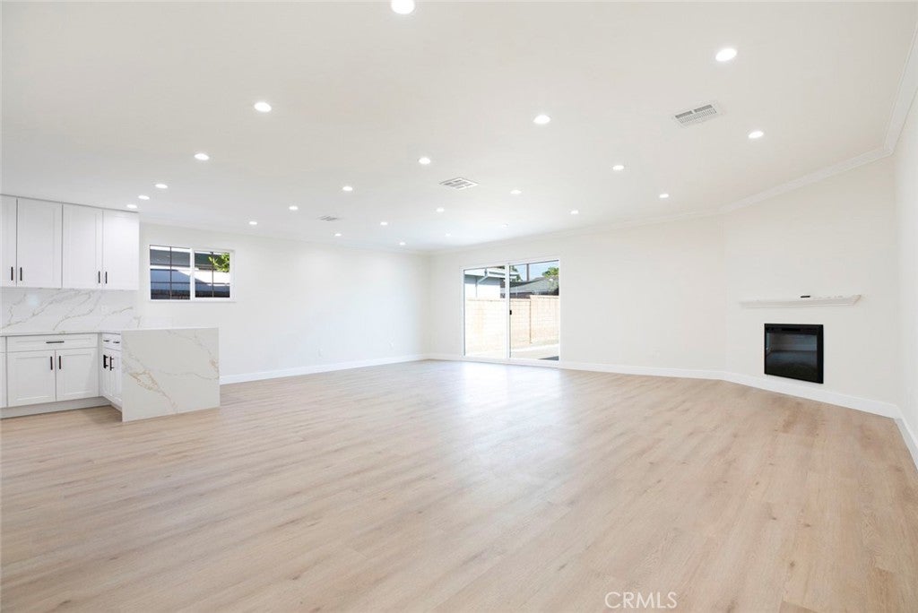 Photo of Listing #SR24238675