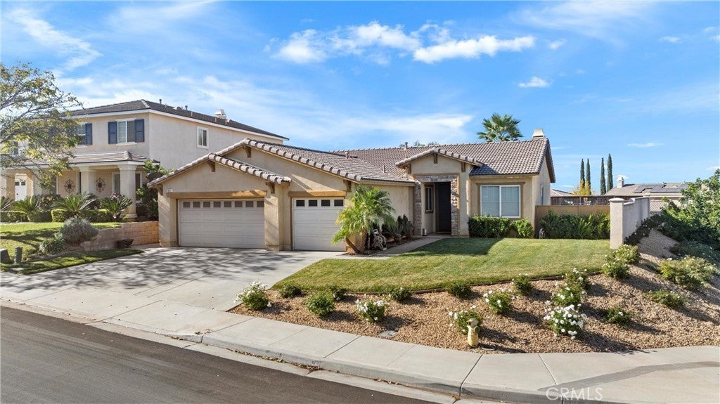 Photo of Listing #IV24237472