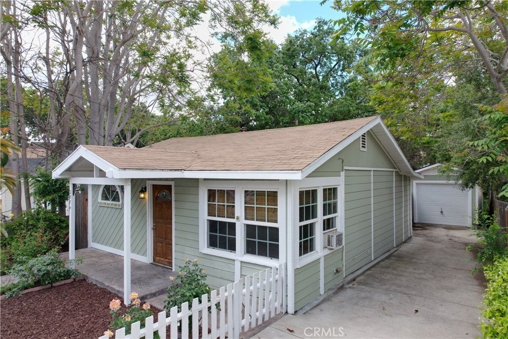 Photo of Listing #CV24238852