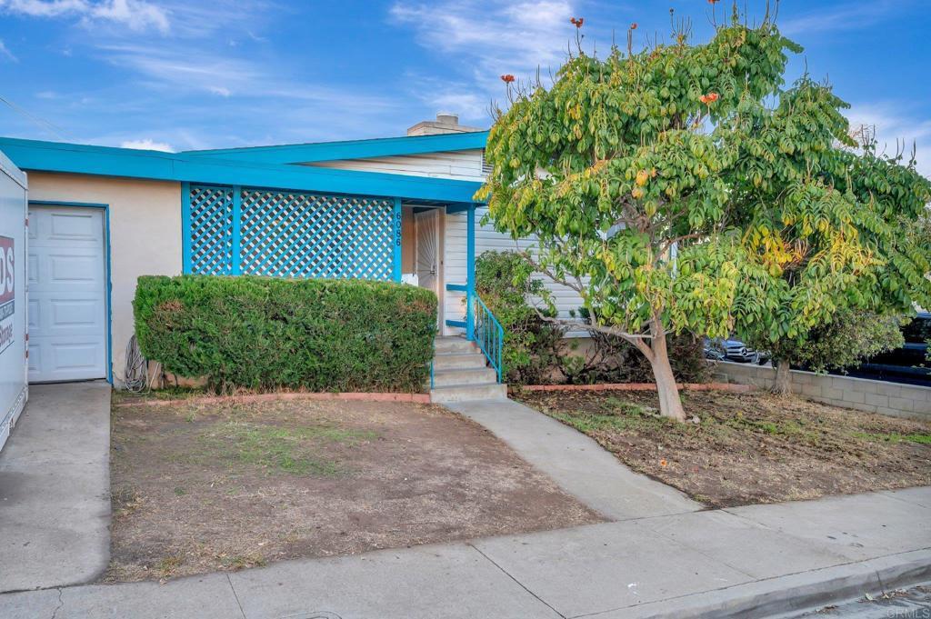 Photo of Listing #PTP2407235