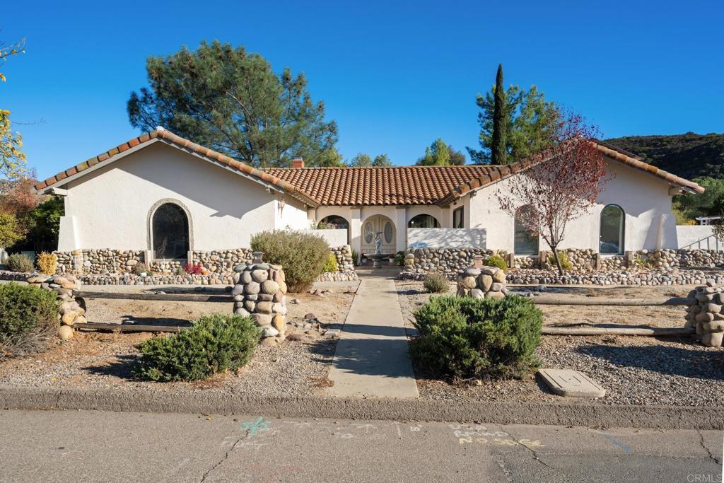 Photo of Listing #PTP2407238