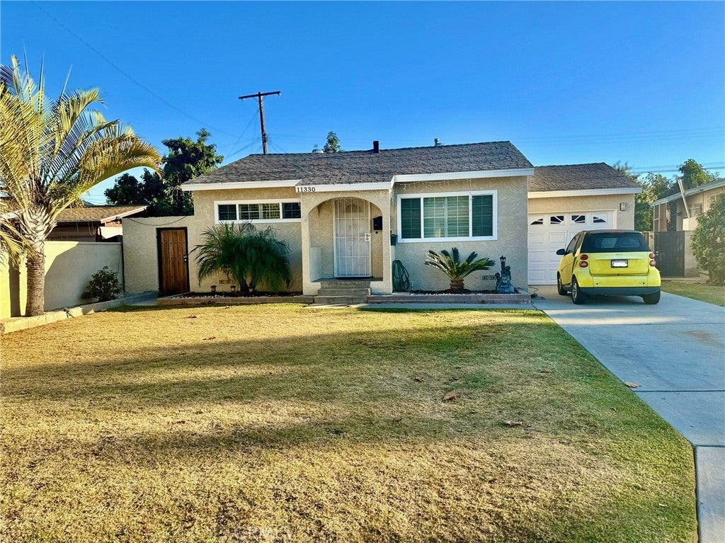 Photo of Listing #DW24239976