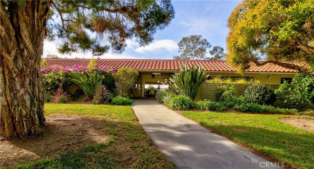 Photo of Listing #OC24240004