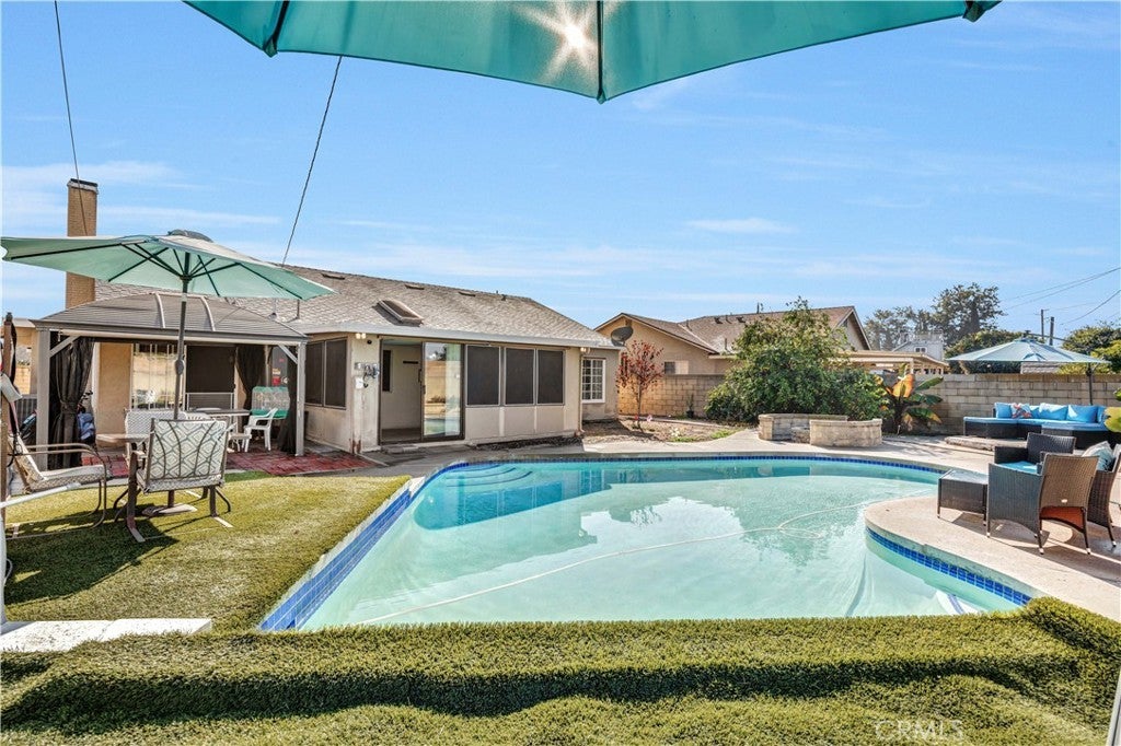 Photo of Listing #OC24240005