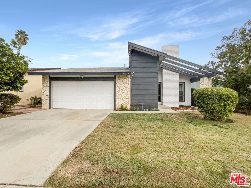 Photo of Listing #24467153