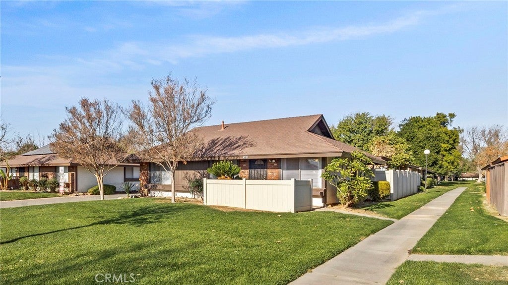 Photo of Listing #IV24240800