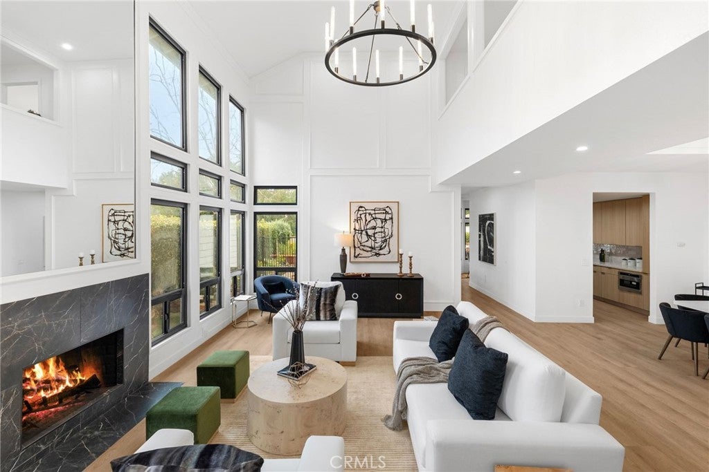 Photo of Listing #PW24241152