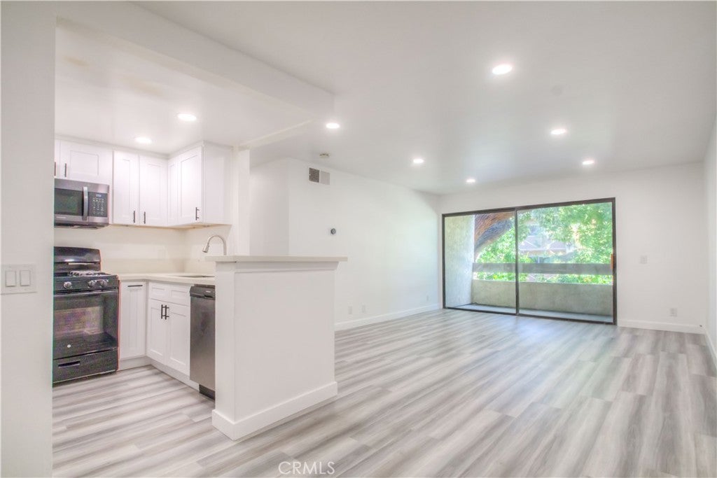 Photo of Listing #RS24242484