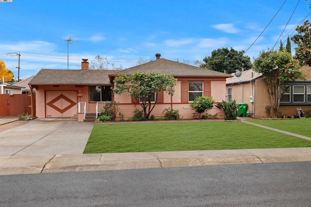 Photo of Listing #41079845