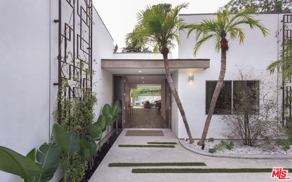 Photo of Listing #24468390