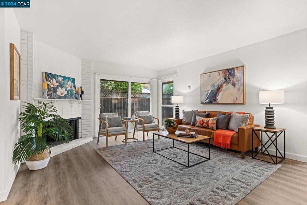 Photo of Listing #41079871