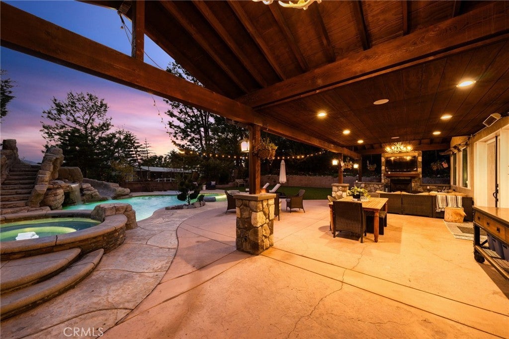 Photo of Listing #CV24243009