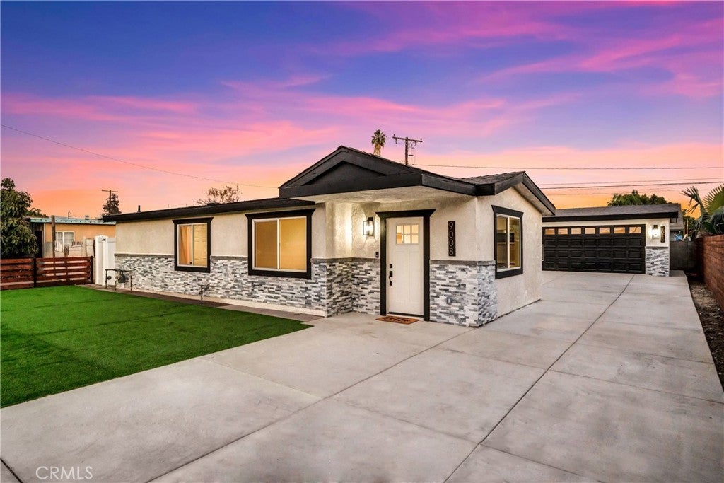 Photo of Listing #OC24243121