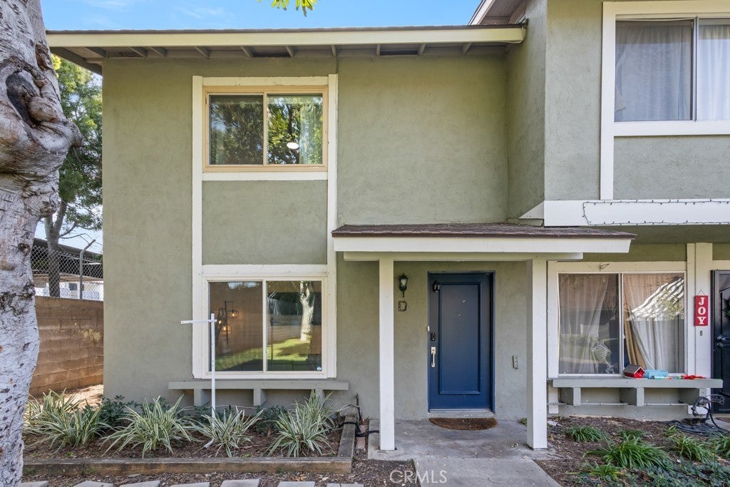 Photo of Listing #IV24243309