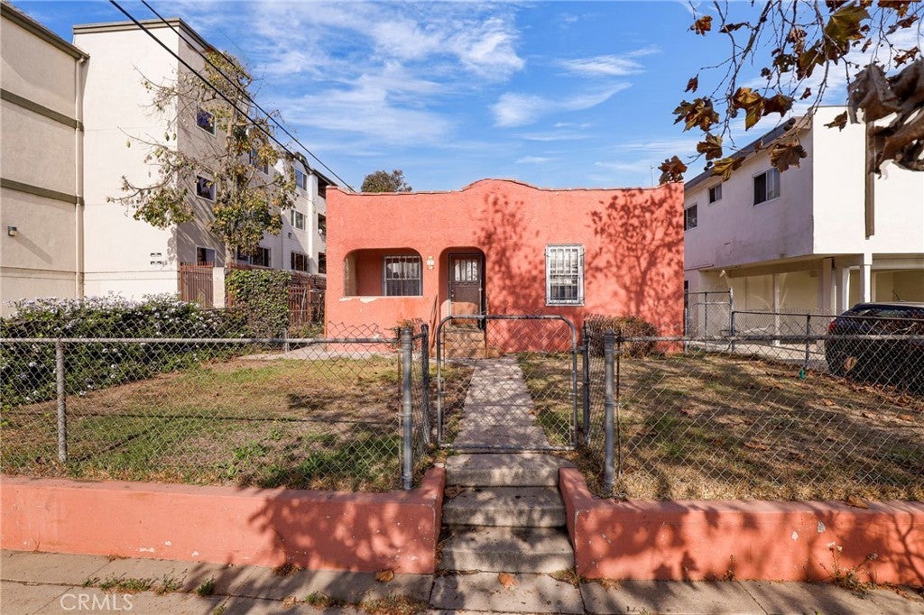 Photo of Listing #SB24242177