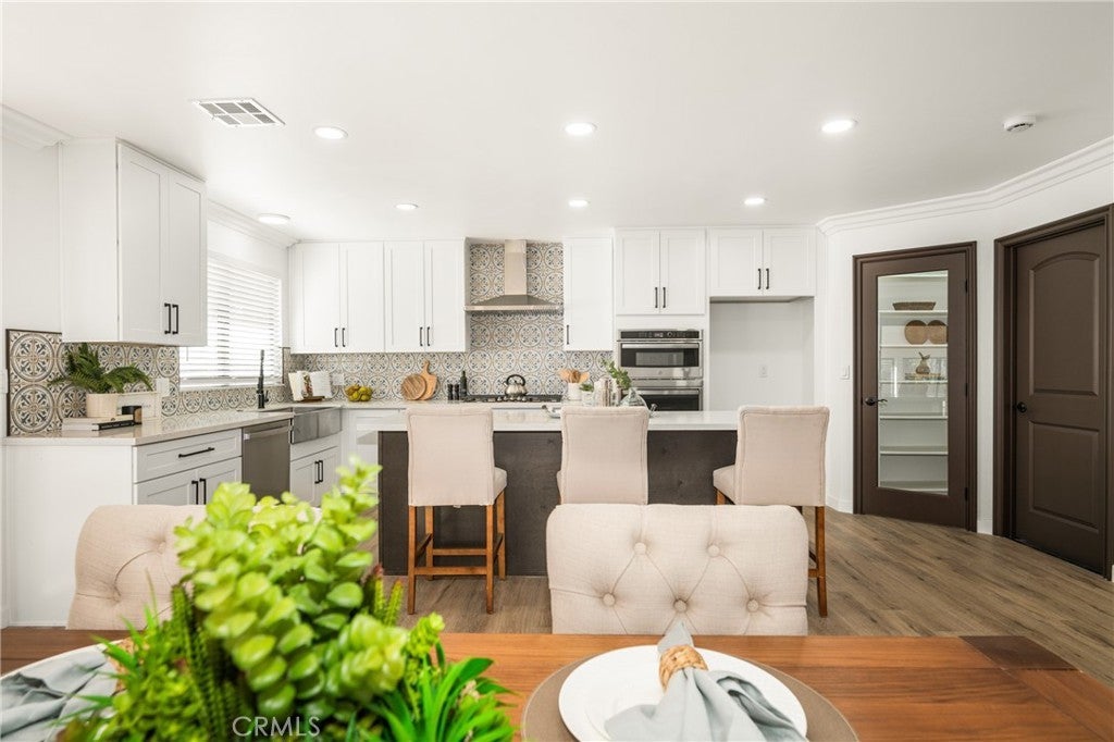 Photo of Listing #SW24243823