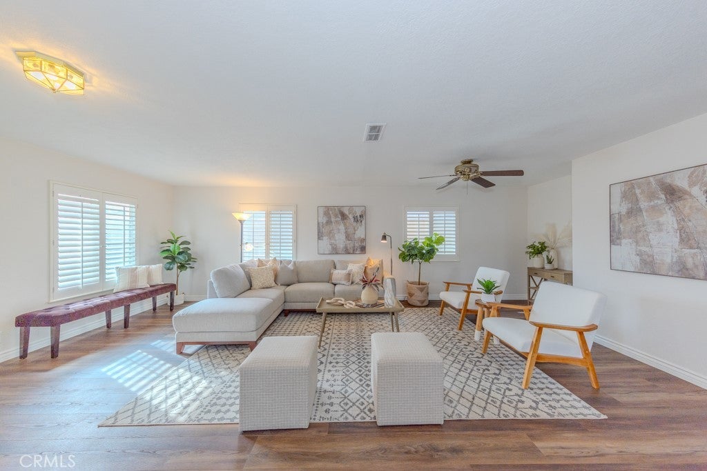 Photo of Listing #OC24242007