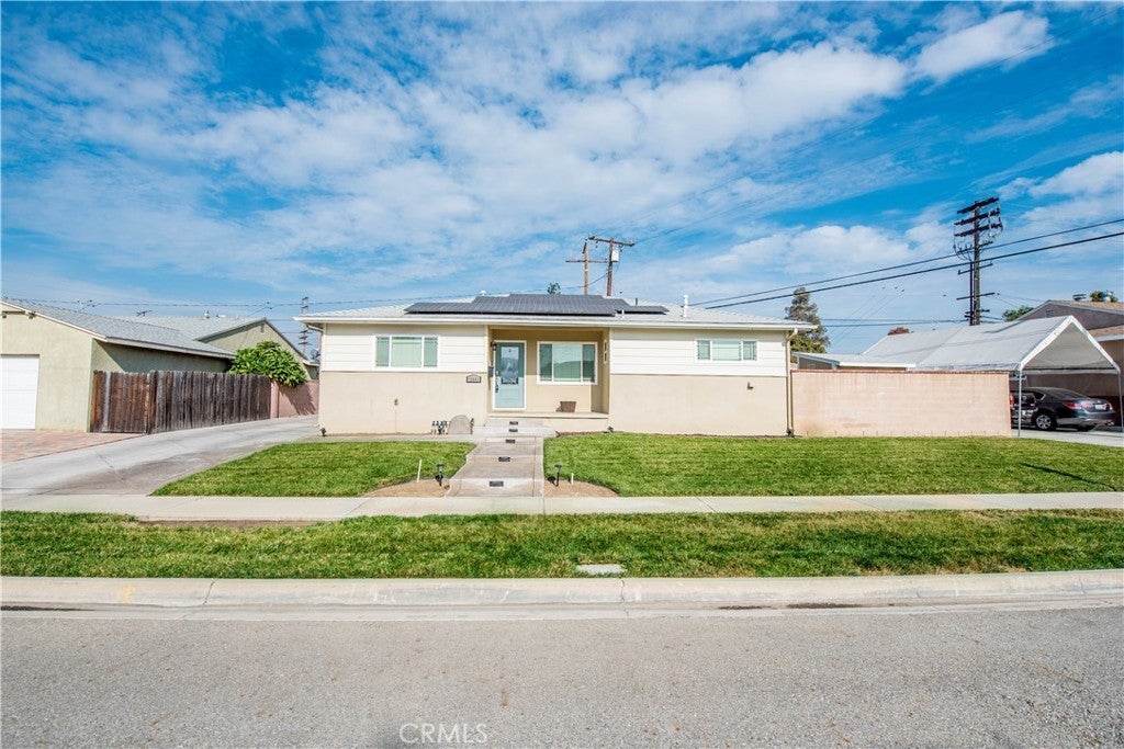 Photo of Listing #IG24243302