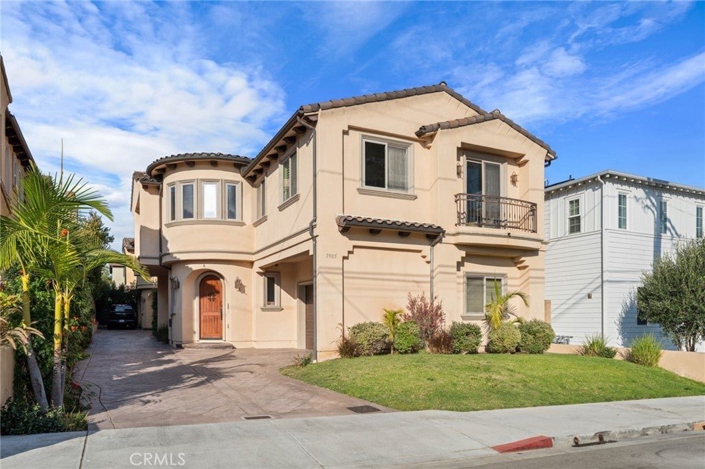 1905 Plant Avenue A