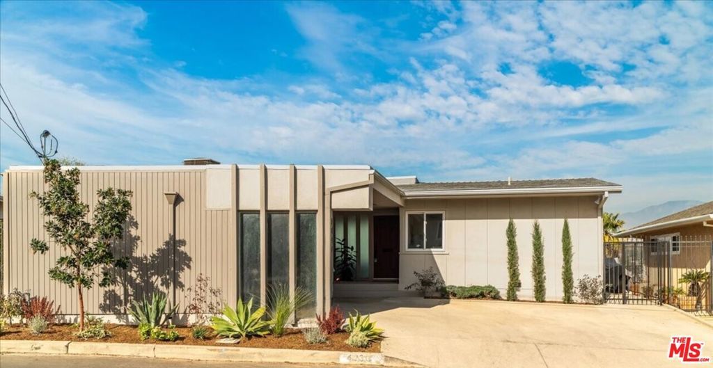 Photo of Listing #24469339