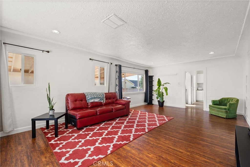 Photo of Listing #CV24243051