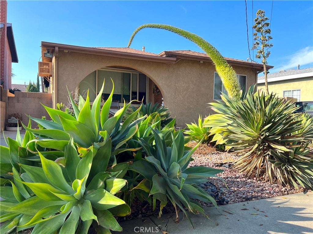 Photo of Listing #MB24245095