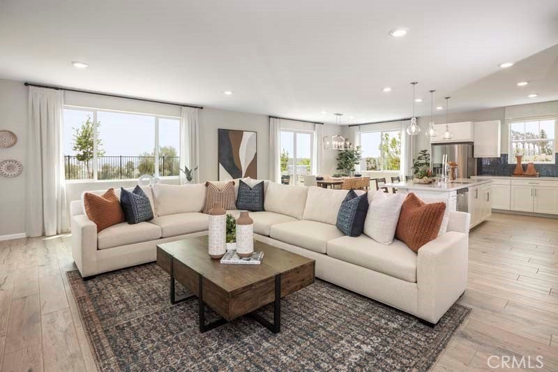 Photo of Listing #OC24245109