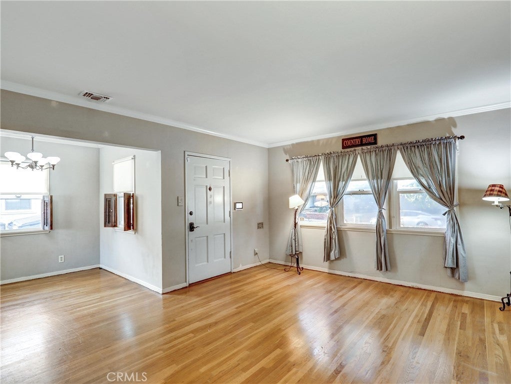 Photo of Listing #PW24244031